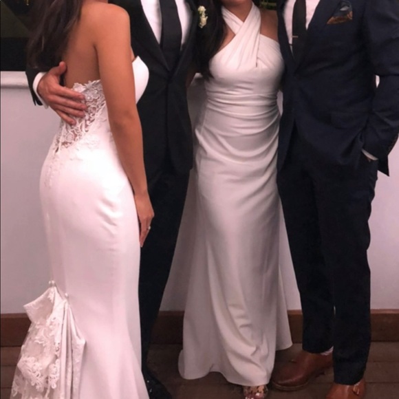 White gown - Picture 2 of 2